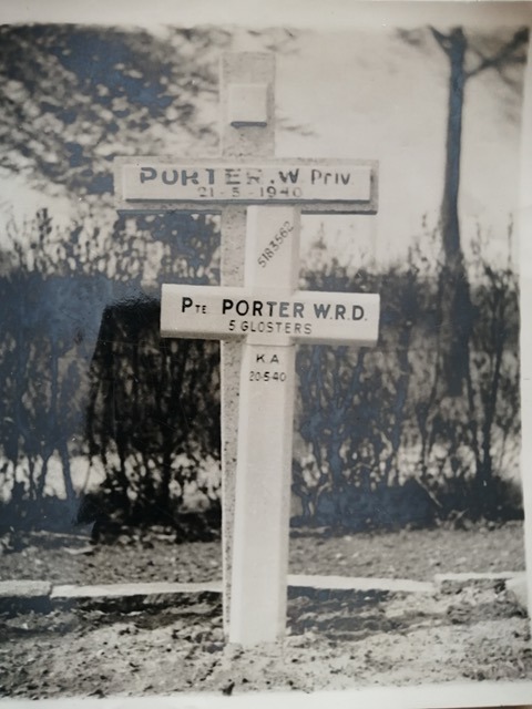 David's temporary grave at Bruyelle